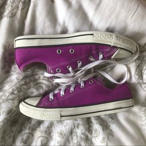 Youth size 3 Magenta Low Top Converse FITS WOMEN